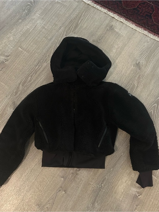 ALO Yoga Jackets & Blazers - Alo yoga size xsmall black Sherpa hoodie jacket coat